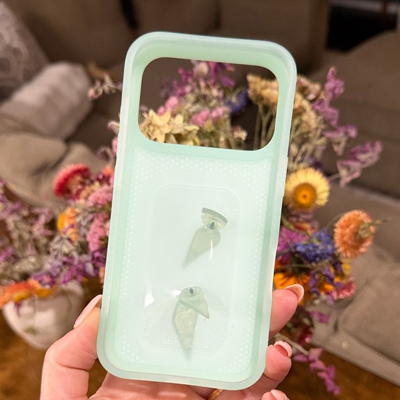 Loopy Case White Floral Phone Case with Loop iPhone 17pro - Picture 3 of 4